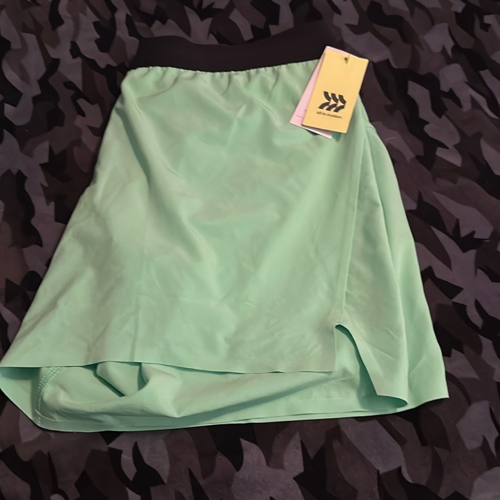 Running shorts